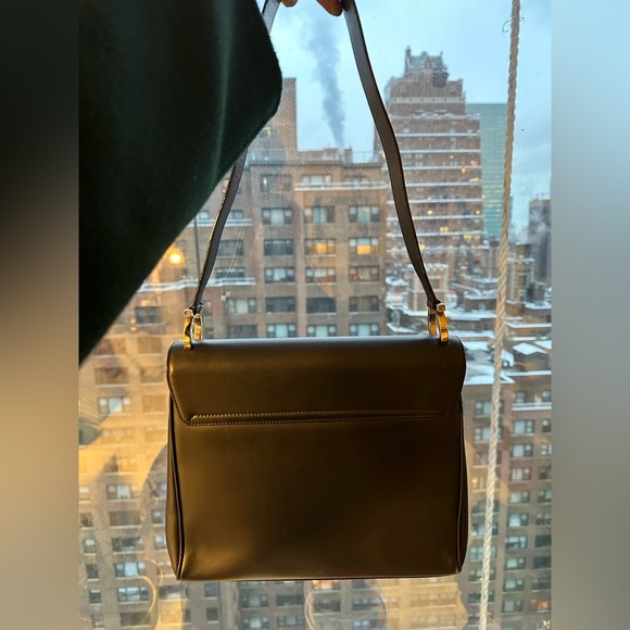 Vintage Salvatore Ferragamo Black Gancini Shoulder Bag - Picture 4 of 5